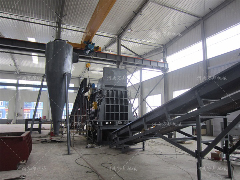 汽車破碎機(jī)